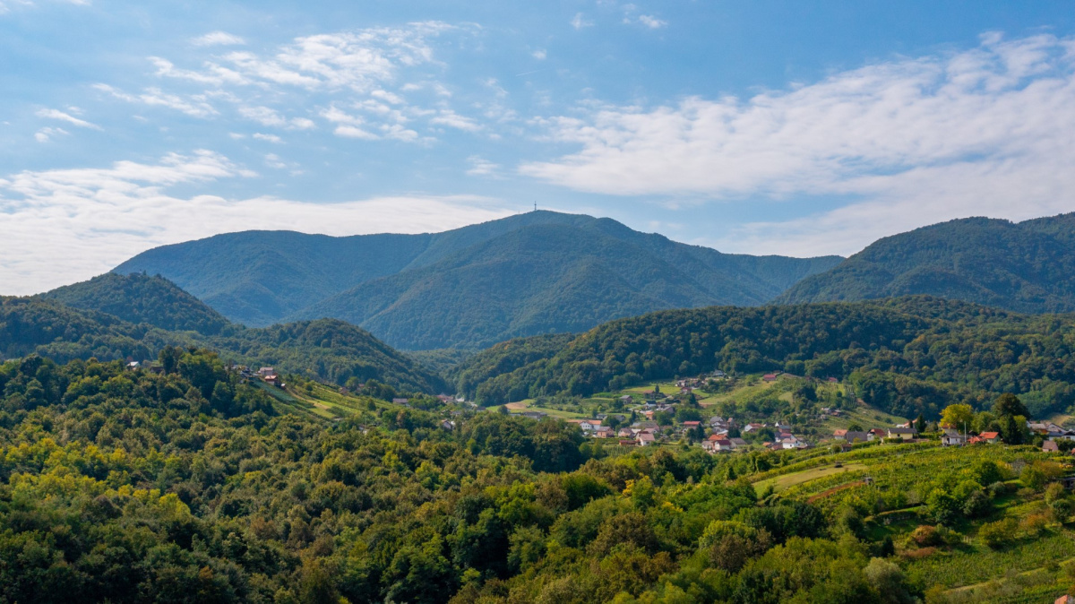 Ivančica ili Ivan&scaron;čica? Sve &scaron;to trebate znati prije uspona na najvi&scaron;u planinu Hrvatskog zagorja
